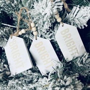 Farmhouse Christmas decor